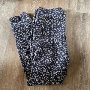 Cropped Floral Print Pants